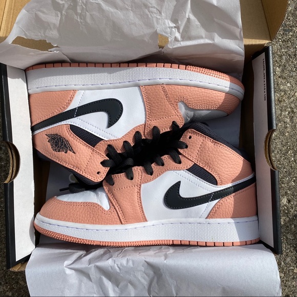 AJ1 MID GS PINK QUARTZ - Picture 2 of 4